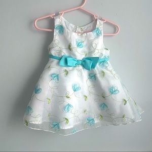 Easter Dress size 12 months (matching 4T for sister)